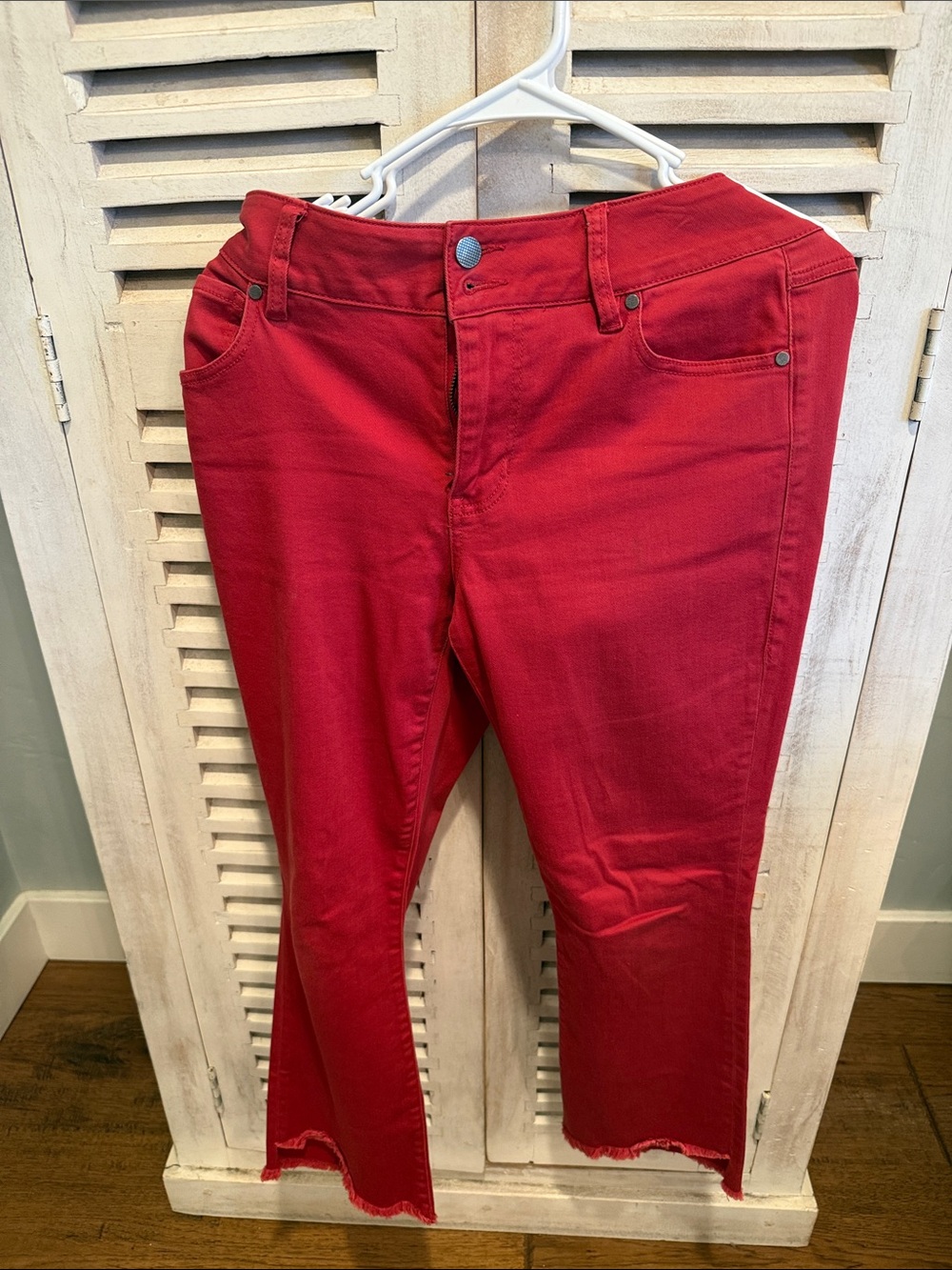 Women’s Red Crop Stretch Jeans, high low